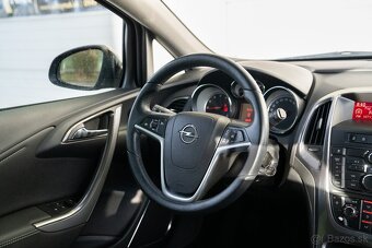 Opel Astra 1.4T 103kw M6, SR - 1.majitel - 18