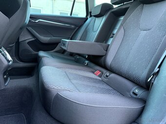 Skoda Octavia Combi 2.0 TDI Style - 18