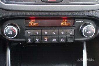 Kia Carens 1,7 CRDi 104 kW - 18