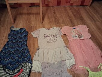 Darujem oblecenie po drerke - 18