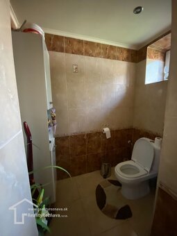 Väčší luxusný rodinný dom blízko centra v Rožňave - 18