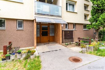 NA PRENÁJOM - 3 izbový BYT s loggiou a pivnicou – 71 m² - 18
