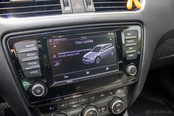 Škoda Octavia Combi 2.0 TDI Elegance/Style 4x4 DSG - 18