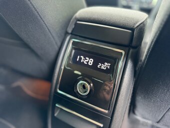 SUPERB 2.0 tdi DSG - 18