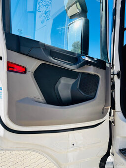 SCANIA R450 Mega - 18
