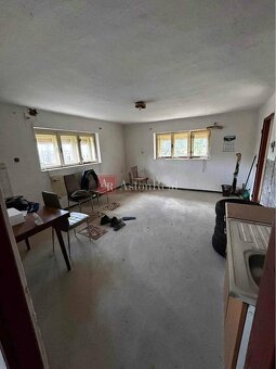 Dvojpodlažný Rodinný Dom na pozemku 786 m2 - Chyžné - 18