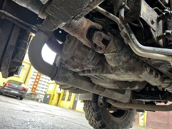 MB UNIMOG U 300 4X4 - 18