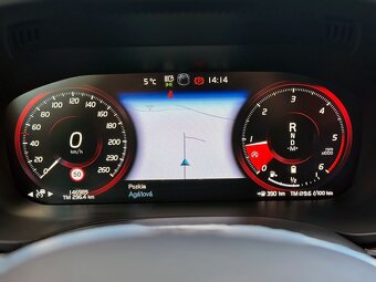 Volvo XC60 B4 Inscription AWD A/T M 2021 197PS A8 4x4 - 18