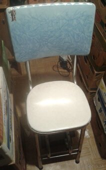 Stary retro nabytok - 18