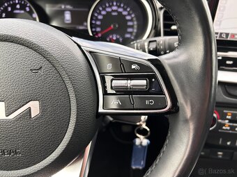 Kia CEED SW 1,5 T-GDi M6 GOLD+LED+NAVI - 18