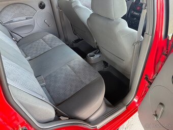 Chevrolet Aveo 1.4i Benzín 61kw - 18