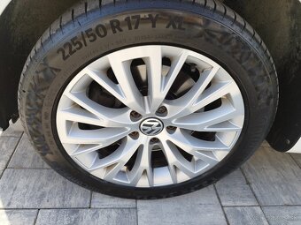VW Volkswagen SHARAN 2.0TDI DSG, r.v.: 2017, odpočet DPH - 18