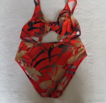 Bikinový top Maria Meili + bikiny Timo, veľ. L - 18