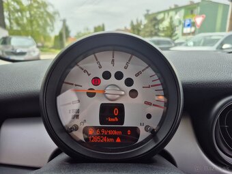 Mini Cooper 1.6 - 18