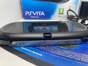 PS Vita OLED Wi-Fi (PCH-1004) - 18