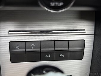 Škoda Octavia Combi 1.4 TSI Elegance DSG - 18