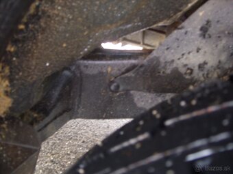 Toyota Hilux 2,5 D-4D  4x4 Zadná Uzávierka - 18