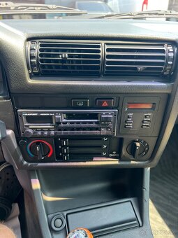Bmw E30 Coupe 320i 6 Valec - 18