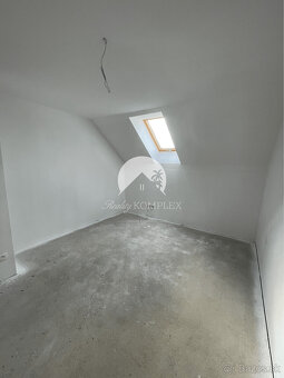 Reality KOMPLEX s.r.o. Vám ponúka 3-izbové byty NA PREDAJ v  - 18