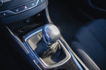 Peugeot 308 1.5 BlueHDi - 18
