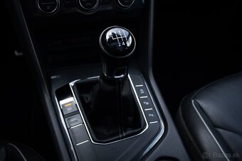 Tiguan 2.0 TDI 110kW R-line, Panoráma, Full Led, Virtual - 18