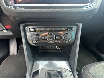 Volkswagen Tiguan 2.0 TDi Highline 4Motion DSG - 18