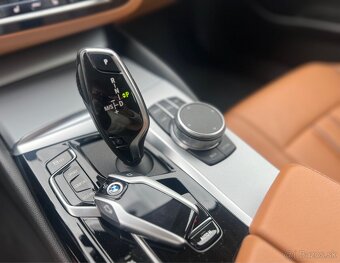 BMW 530d mHev 2021 - MOŽNÝ ODPOČET DPH - 18