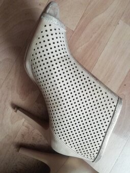 Lodicky Prada a tenisky Nike - 18