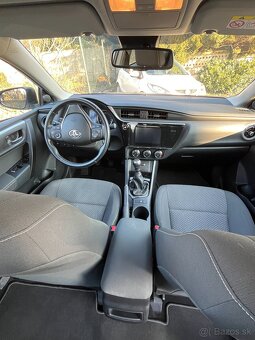 Toyota Corolla 1.6 Valvematic Classic – 2019, Sedan - 18