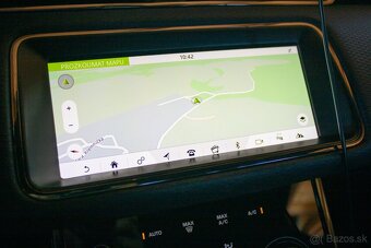 Land Rover Range Rover Evoque 2.0 - 18