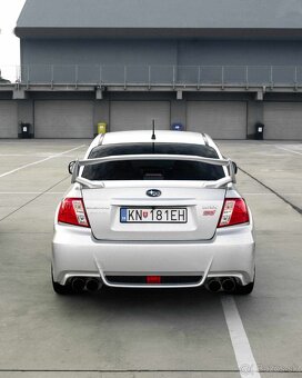 Subaru Impreza WRX STI sedan 2010 - 18
