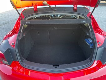 Opel Astra 1.4 turbo benzín Opc line AUTOMAT - 18
