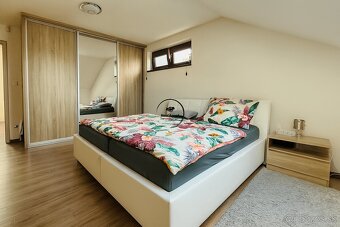 Na predaj 4 izb dom v Poproči s krbom, terasou a garážou - 18