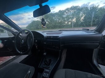 BMW E34 528i Touring - 18