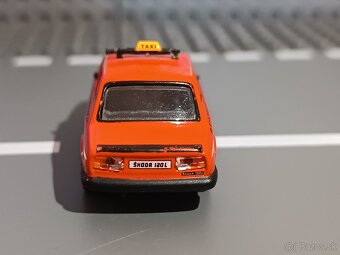 SIKU, MATCHBOX MODELY ÁUT - 18