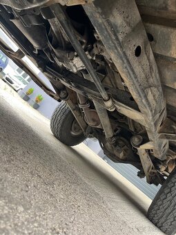 Hyundai Galloper 2.5 TDI 85kW = Ťažne, 7 Miestne = - 18