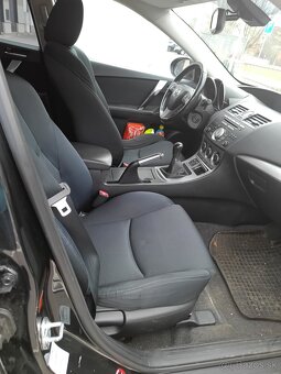 Mazda 3,  R. 2010, 2.2 MZR-CD, 136KW, čierna metalýza - 18
