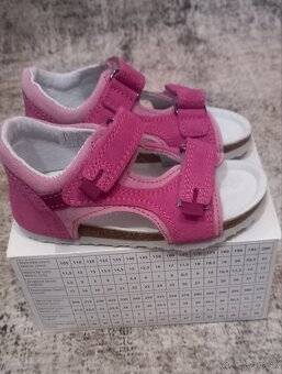 Ortopedické detské sandále a šlapky za polovicu - 18