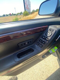 Jeep Grand Cherokee 2,7 - 18