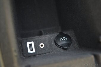 Ford S-Max 2.0 diesel,120kW,Titanium,Automat,Nová prevodovka - 18