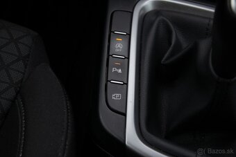 Kia Ceed 1.5 T-GDi Silver pack / AJ NA SPLÁTKY / PROTIÚČET / - 18