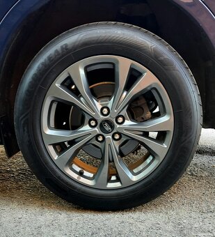 Predám  Ford Kuga 2.0 TDCi EcoBlue 150k ST-Line A/T AWD (202 - 18