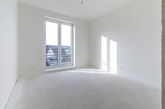 NA PREDAJ MODERNÝ 5i podpivničený RD s veľkou terasou Trnkov - 18