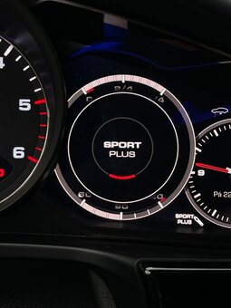 Porsche Panamera 4S Diesel PDK 4x4 - 18