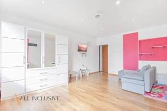 ALL INCLUSIVE | NA PREDAJ 4-IZBOVÝ RD NA 16-ÁROVOM POZEMKU, - 18