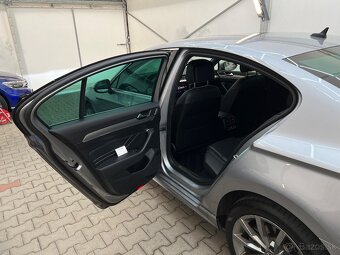 Volkswagen Passat sedan 2.0 TSi,206 kW,4x4,DSG,R-Line,LED,ČR - 18