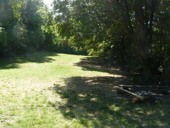 I JEDNOTLIVO  Predám pozemky v krásnom malebnom prostredí. - 18