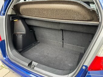 HONDA JAZZ 1,2 i-VTEC, BENZÍN, MANUÁL, 2/2011, 165 212 KM - 18