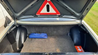 Mercedes w123 240d - 18