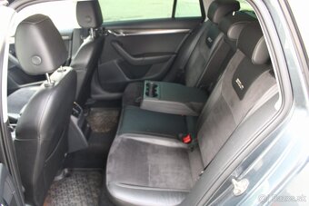 Škoda Octavia Combi 2.0 TDI Scout DSG 4x4 - 18